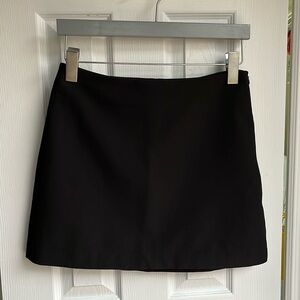 Black skirt dynamite